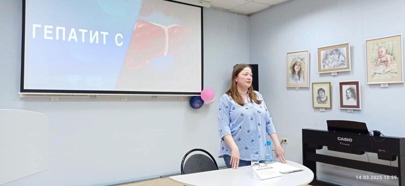 14 марта в Центральной городской библиотеке имени В. Маяковского состоялся открытый разговор с Олесей Андреевной Кубасовой, врачом-инфекционистом из ГБУ «Курганская областная инфекционная больница»