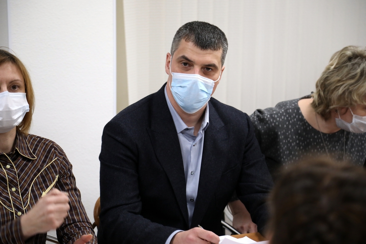 Врио директора департамента здравоохранения Алексей Сигидаев: «Победить коронавирус мы должны сейчас»