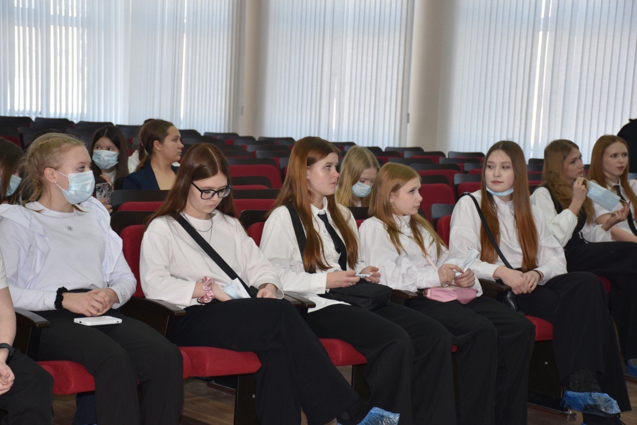 Профориентационное мероприятие в Курганской областной клинической больнице