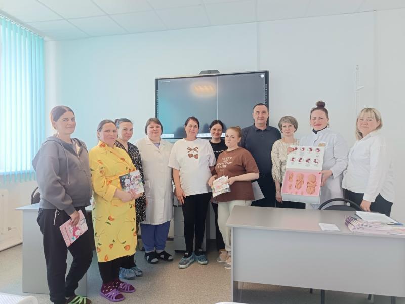 В Межрайонной больнице 6 провели встречу, приуроченную ко Дню беременных.