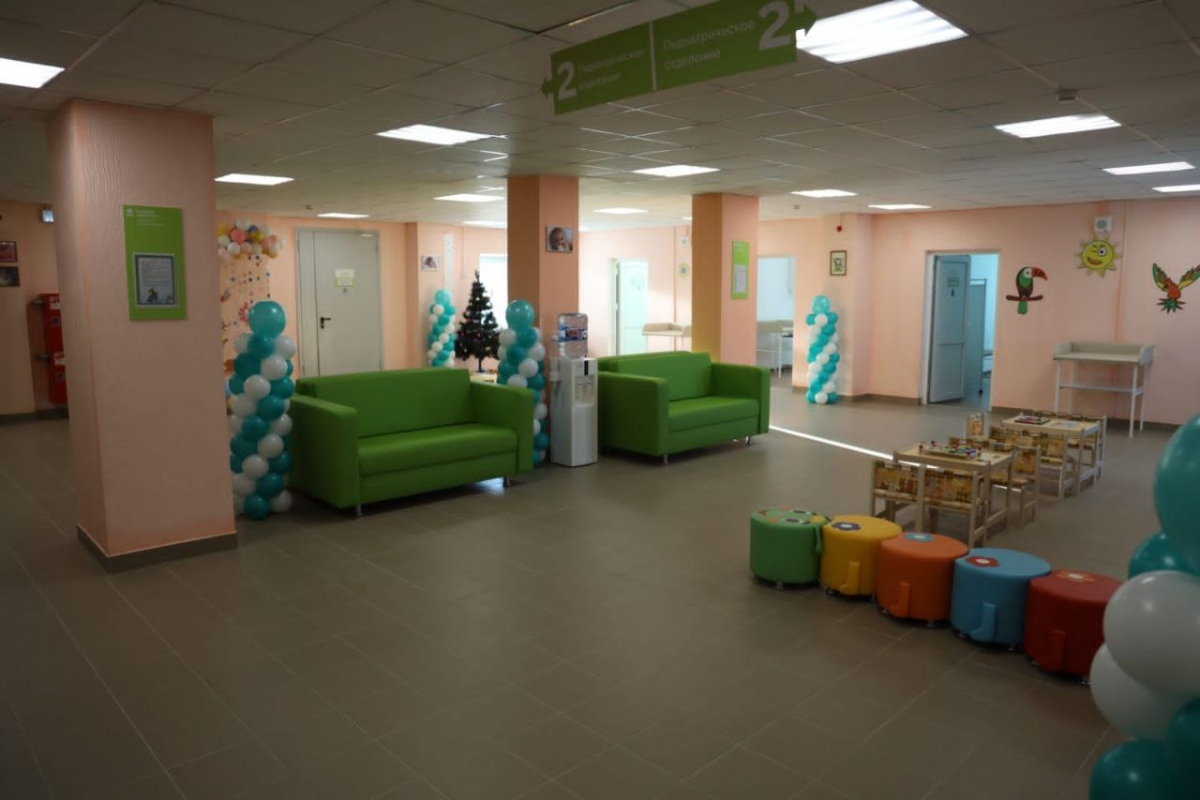 В Заозерном завершили строительство детской поликлиники на 500 посещений в сутки