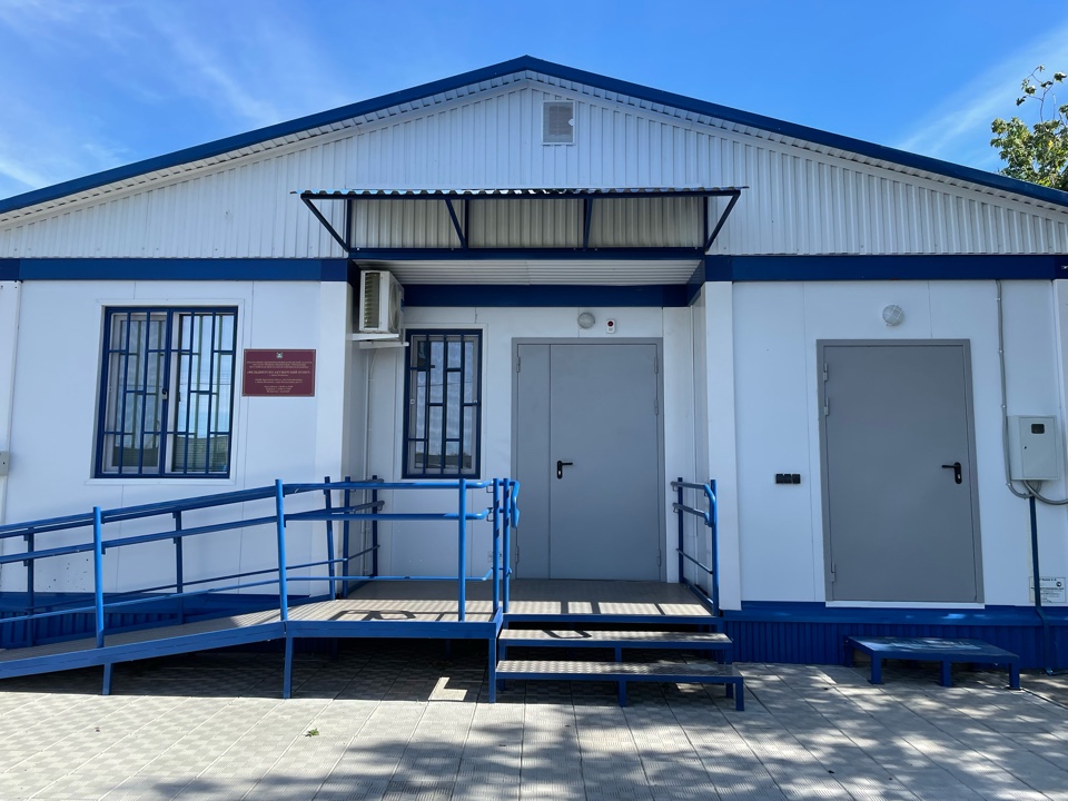 В Петуховском муниципальном округе торжественно открыли отремонтированное терапевтическое отделение больницы и фельдшерско-акушерский пункт в селе Новое Ильинское