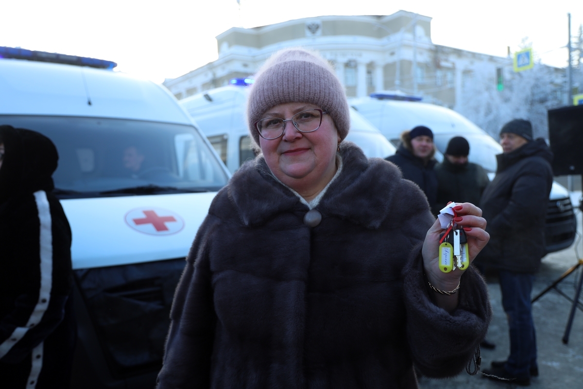 В канун Нового года образовательные и медицинские учреждения Курганской области получили новый транспорт