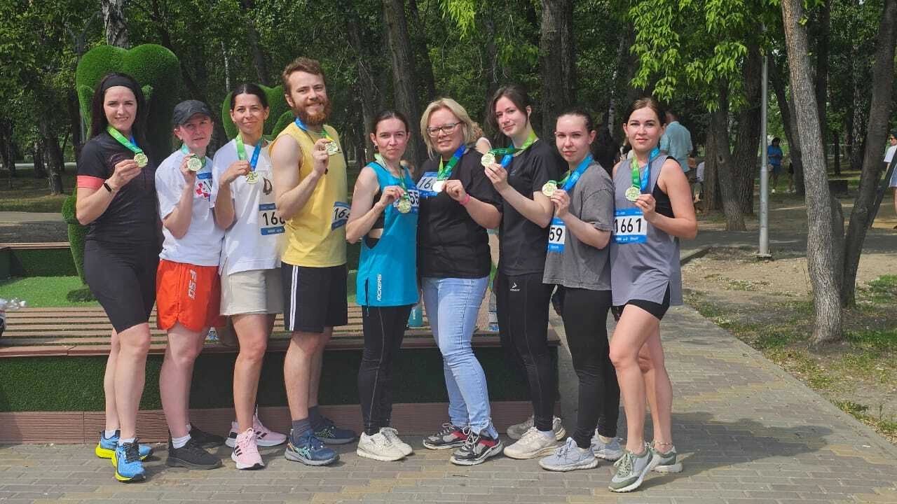 Сотрудники медицинских учреждений приняли участие в забеге «Зелёный марафон»