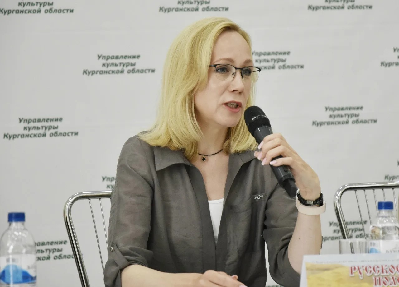 3 июня, в Кургане состоялась пресс-конференция, посвященная VI Региональному фестивалю славянской и казачьей культуры «Русское поле» 3 июня, в Кургане состоялась пресс-конференция, посвященная VI Региональному фестивалю славянской и казачьей культуры «Русское поле»