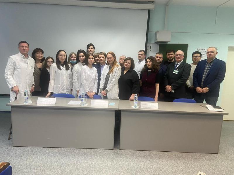 В Курганской области продолжается работа по привлечению молодых специалистов в учреждения здравоохранения Курганской области