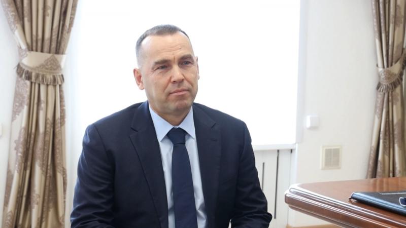 Губернатор Вадим Шумков предложил стимулировать врачей, которые отговаривают женщин от абортов, и поддержать одиноких матерей