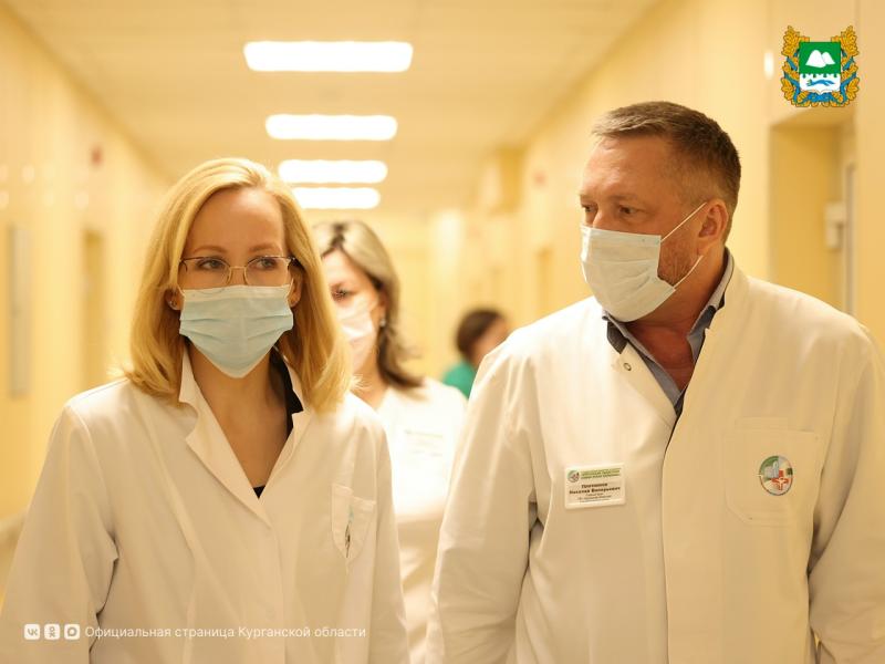 17 апреля, врио директора департамента здравоохранения Екатерина Ютяева познакомилась с работой Курганской областной клинической больницы.