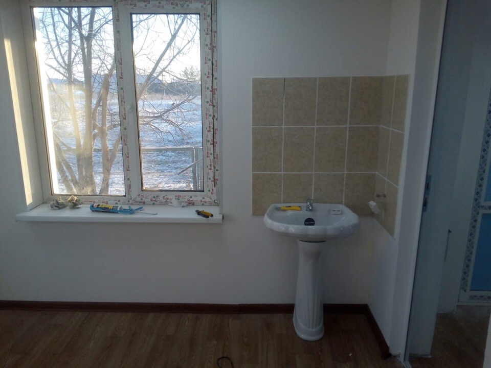 В фельдшерско-акушерском пункте с. Николаевка Щучанского района завершается капитальный ремонт