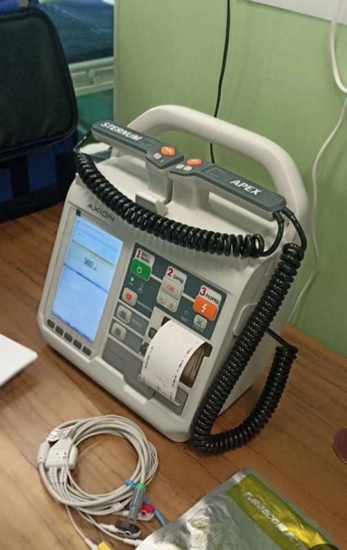 В перинатальном центре введён в эксплуатацию новый дефибриллятор.