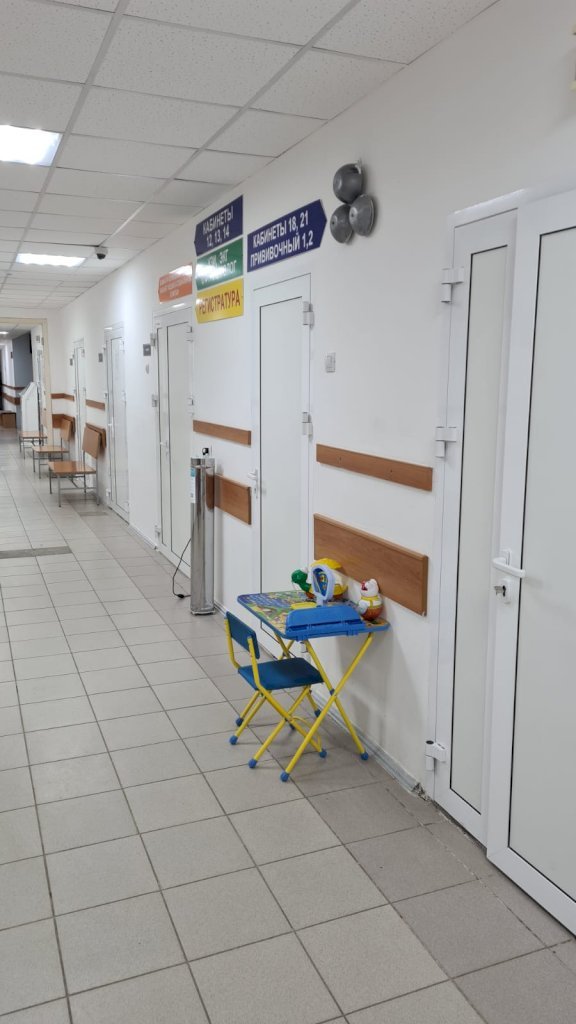 Медицинская помощь в комфортных условиях: в Щучанском муниципальном округе проведены работы по капитальному ремонту детской поликлиники и выполнен ремонт ФАПов