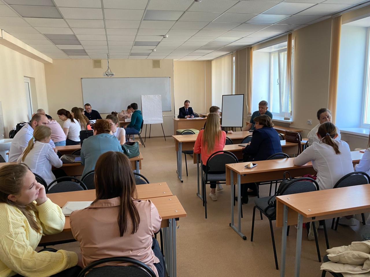 31 мая и 1 июня руководители медицинских организаций Курганской области проводили встречи со студентами-целевиками Курганской области 6 курса Тюменской медицинской академии по специальности "Терапия" и "Педиатрия".