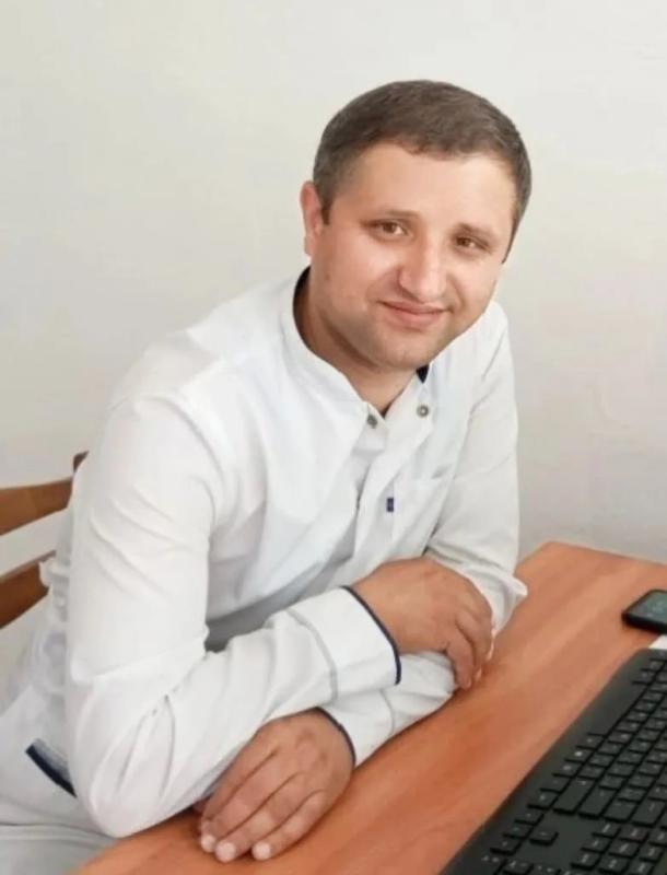 В филиале Межрайонной больницы №5, в селе Шатрово, приступил к работе новый врач-невролог 