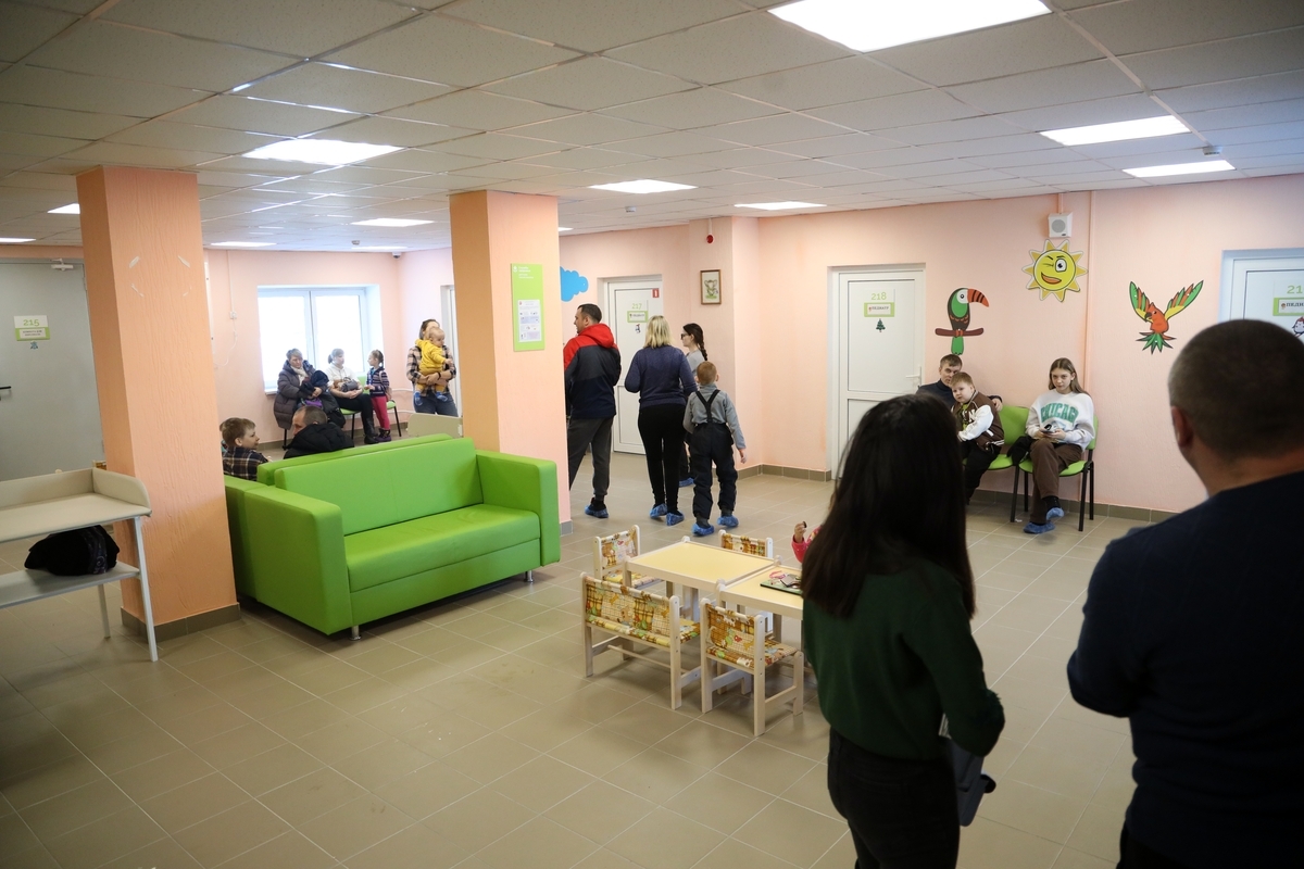 В новой детской поликлинике Заозерного начался прием пациентов узкими специалистами