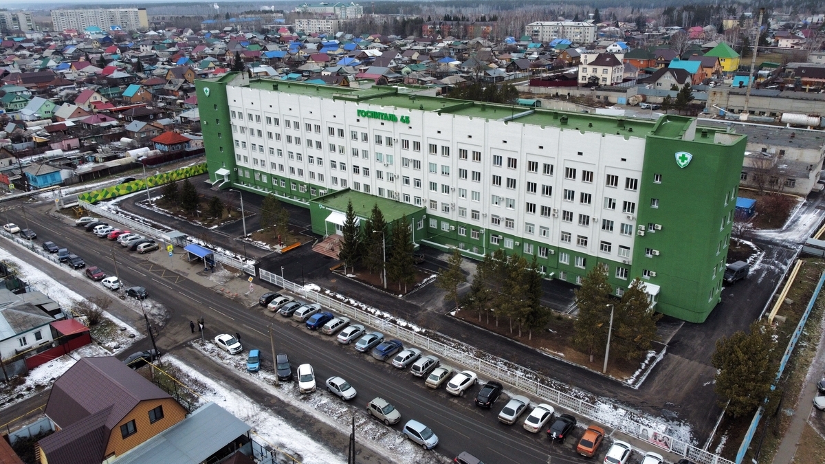 В областном госпитале для ветеранов войн создали наблюдательный совет, который обсудил вопросы дальнейших ремонтов и оснащения медучреждения