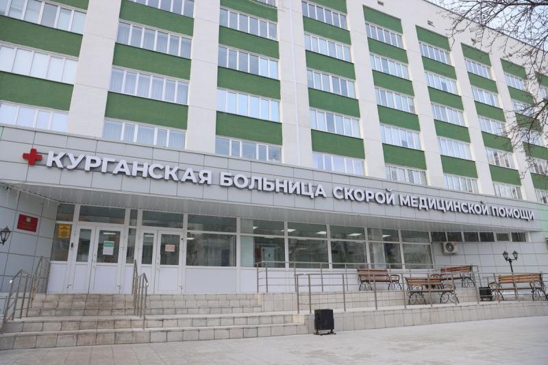 В Курганской больнице скорой медицинской помощи впервые выполнено первичное эндопротезирование тазобедренного сустава при переломе шейки бедренной кости