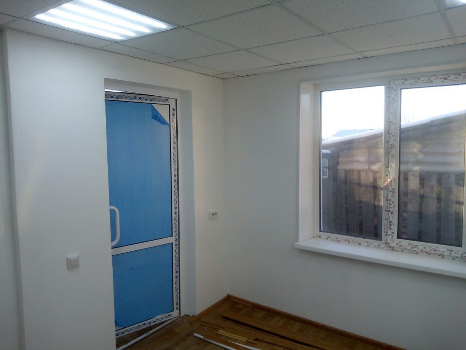 В фельдшерско-акушерском пункте с. Николаевка Щучанского района завершается капитальный ремонт