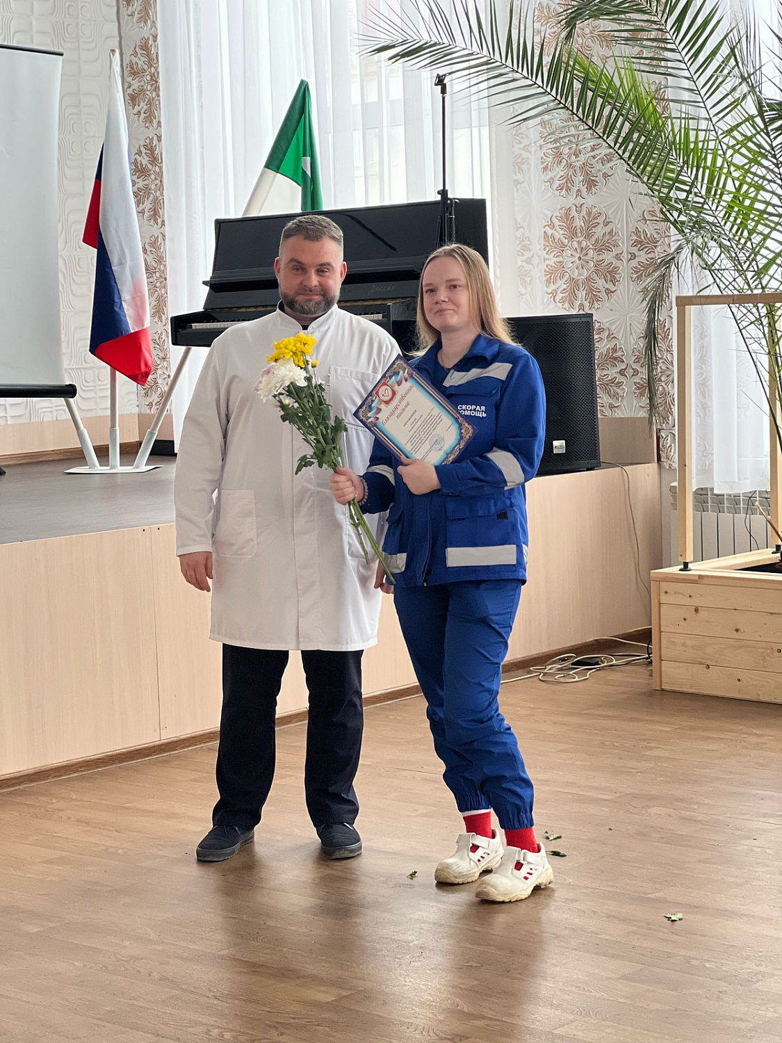 В Курганской больнице скорой медицинской помощи наградили лучших сотрудников скорой медицинской помощи