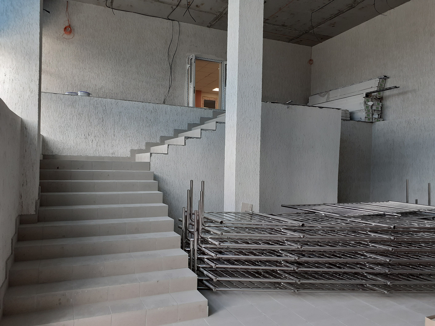 Работы по возведению нового здания детской поликлиники продолжаются