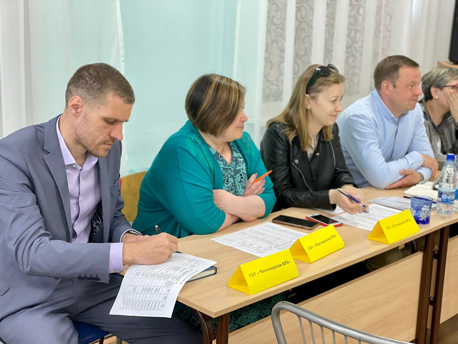 Сегодня состоялось предварительное распределение выпускников в Макушинском филиале Курганского базового медицинского колледжа.