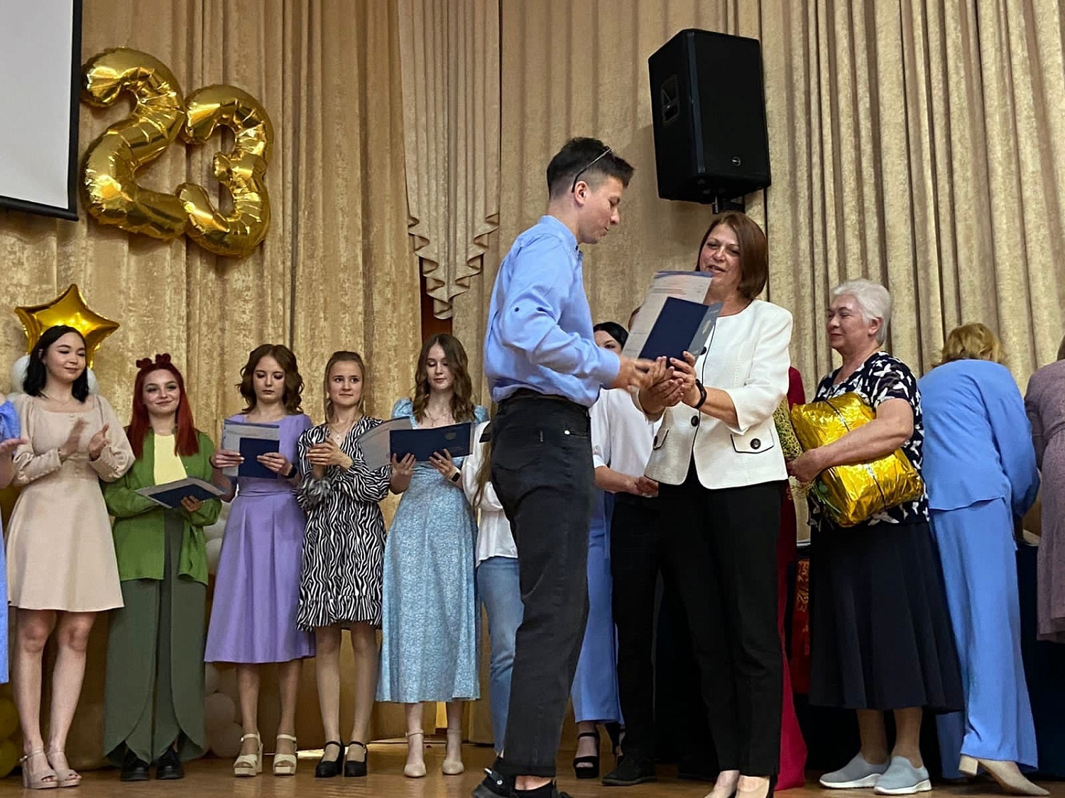 Выпускники Курганского базового медицинского колледжа получили дипломы